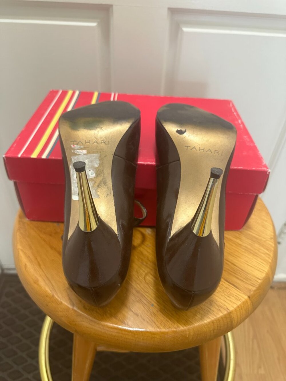 Tahari Heels Brown with Metallic Gold Heel, Women's Size 8. Box Included - Picture 7 of 7